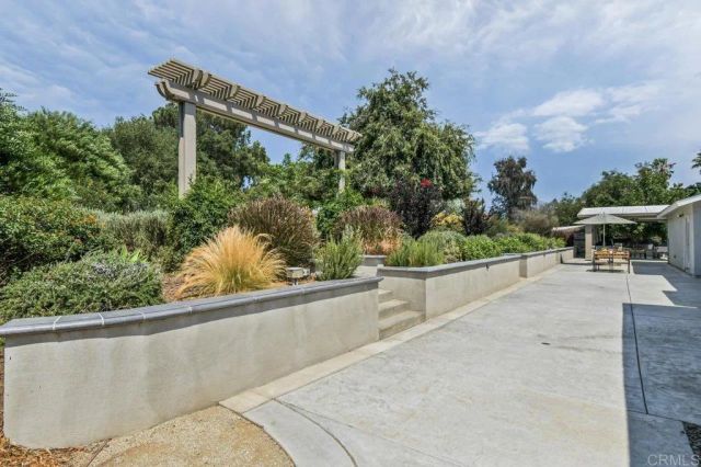 12218 Fuerte dr, El Cajon, CA 92020