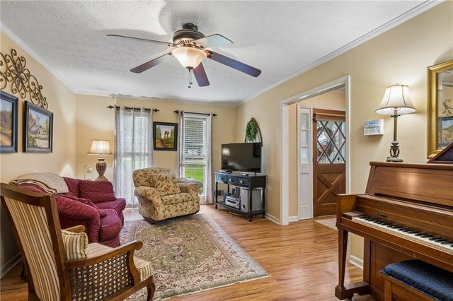 5137 Camilla Court SW, Lilburn, GA 30047