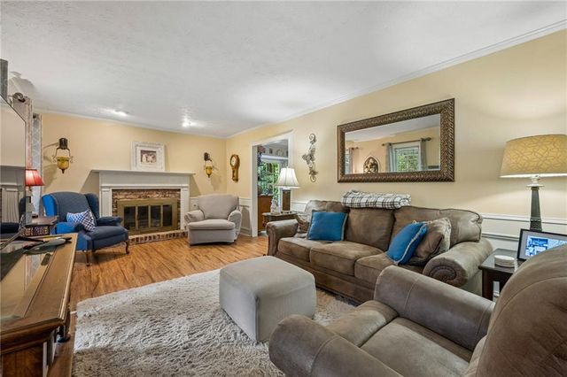 5137 Camilla Court SW, Lilburn, GA 30047