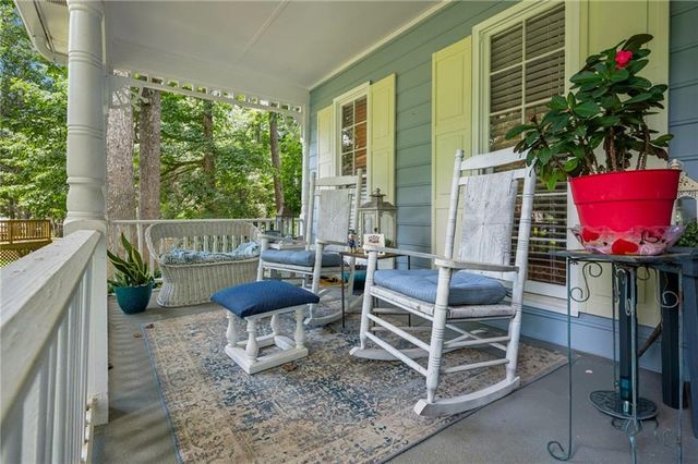5137 Camilla Court SW, Lilburn, GA 30047