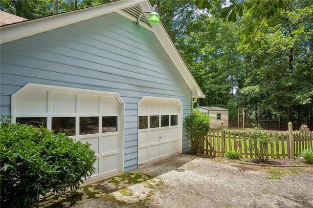 5137 Camilla Court SW, Lilburn, GA 30047