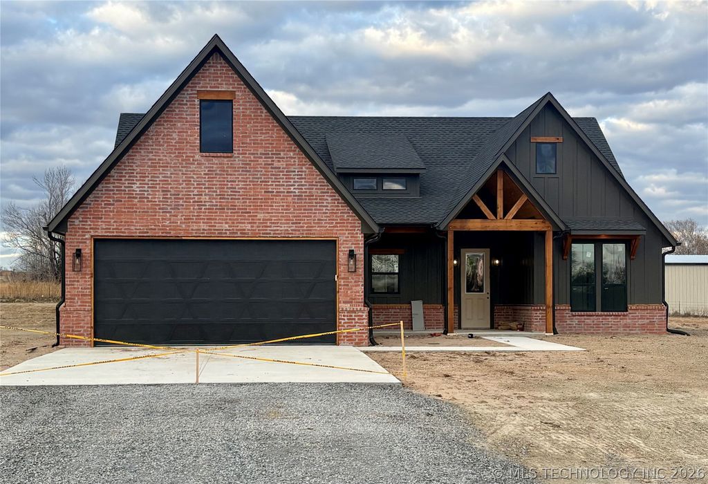 160 Falcon Flats, Mcalester, OK 74501