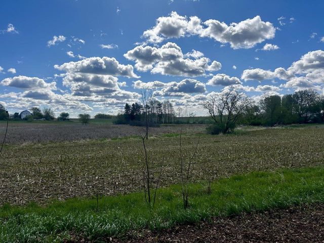 BEAR LAKE ROAD, Manawa, WI 54949