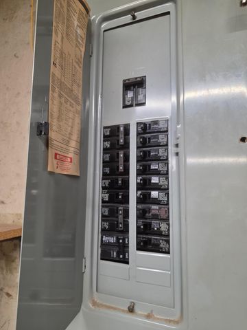 951 W Village Circle SE, Rochester, MN 55904