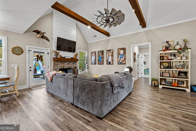 101 Trent Jones Circle, Meansville, GA 30256