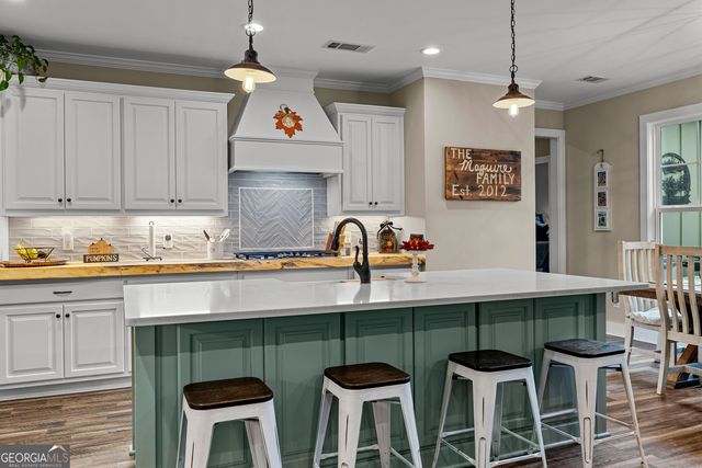 101 Trent Jones Circle, Meansville, GA 30256