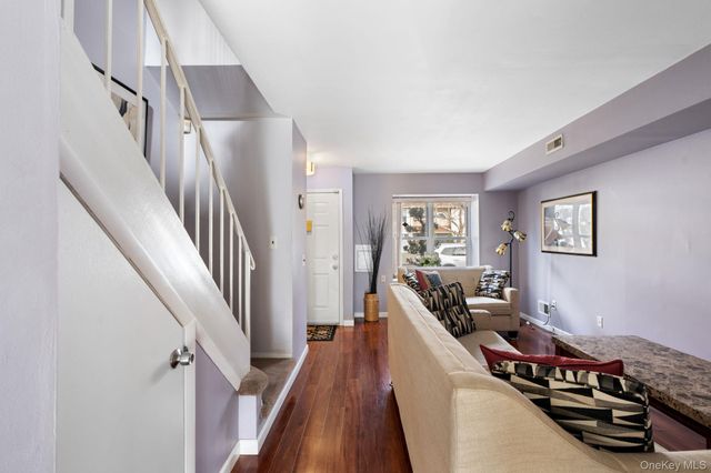 50 Caswell Lane, Staten Island, NY 10314