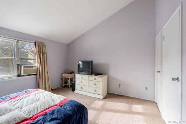 50 Caswell Lane, Staten Island, NY 10314