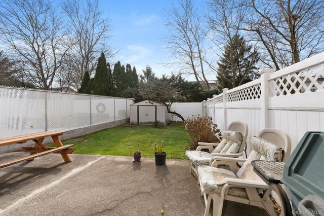 50 Caswell Lane, Staten Island, NY 10314