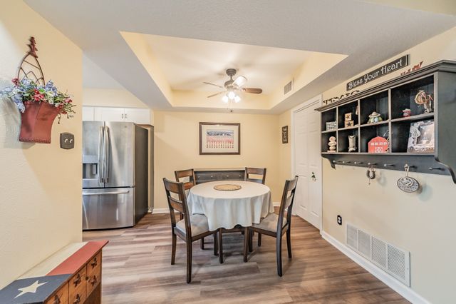 1941 Shorewood Drive, Grapevine, TX 76051