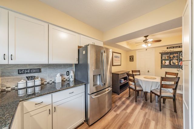 1941 Shorewood Drive, Grapevine, TX 76051