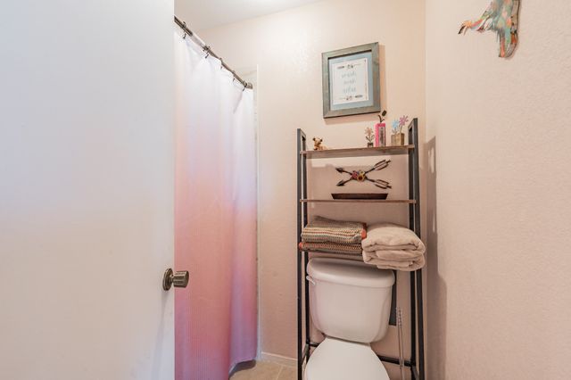 1941 Shorewood Drive, Grapevine, TX 76051