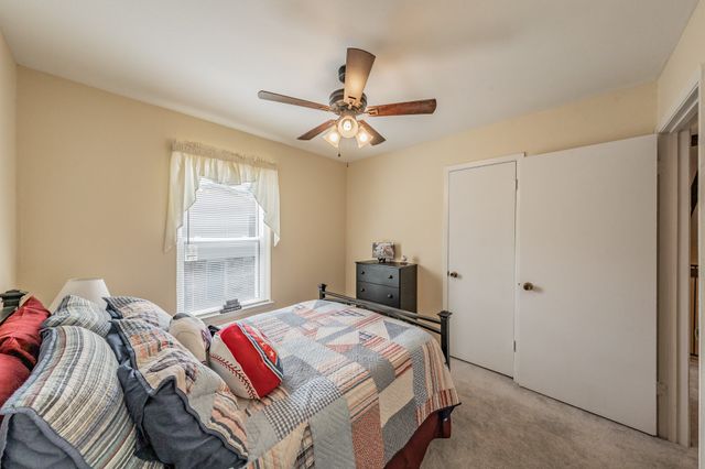 1941 Shorewood Drive, Grapevine, TX 76051