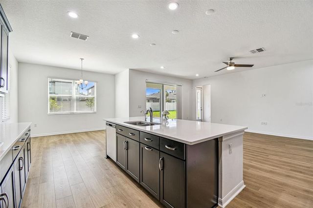11127 SUNDRIFT DRIVE, Tampa, FL 33647