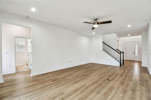 11127 SUNDRIFT DRIVE, Tampa, FL 33647