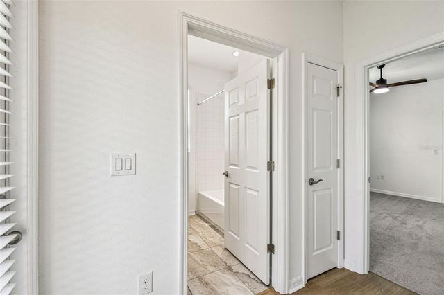 11127 SUNDRIFT DRIVE, Tampa, FL 33647