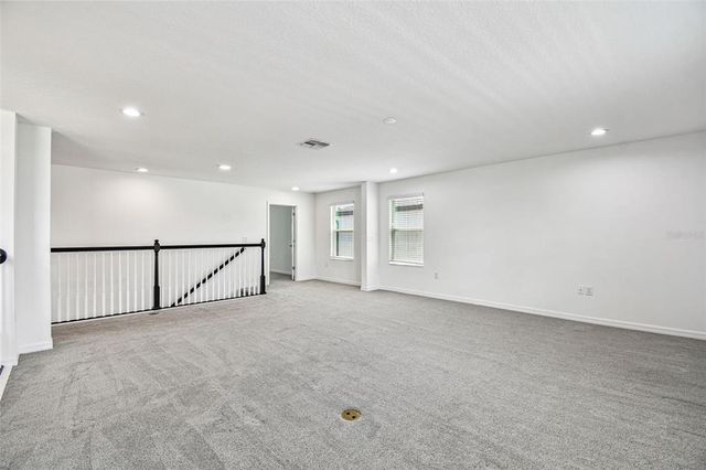 11127 SUNDRIFT DRIVE, Tampa, FL 33647