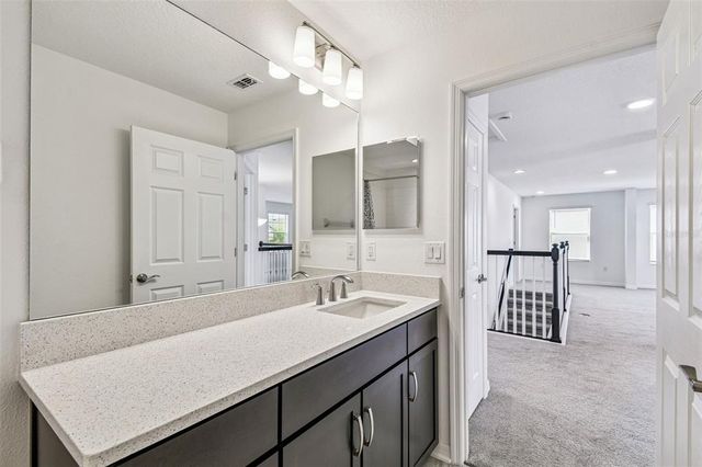 11127 SUNDRIFT DRIVE, Tampa, FL 33647