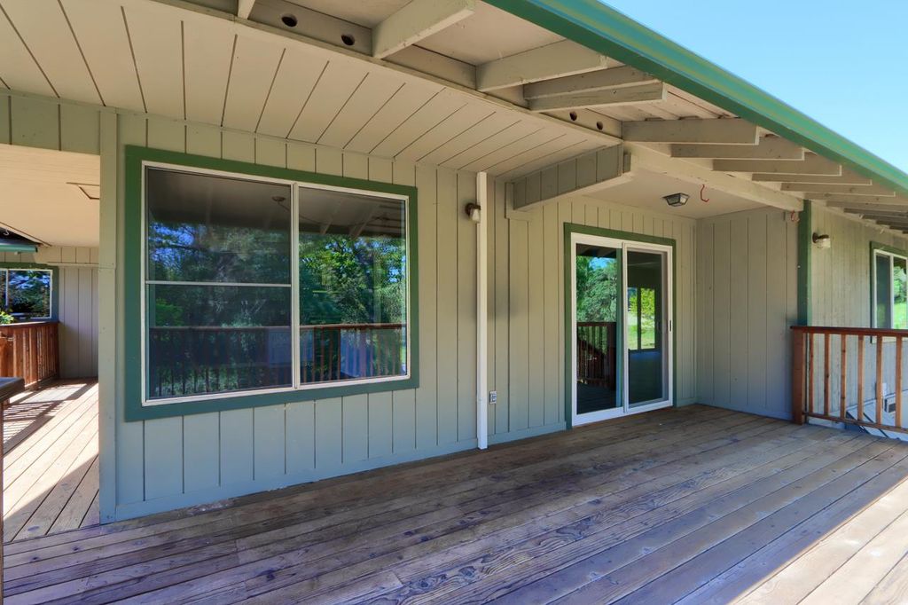 Image 12 of property listing at 4949 Indian Peak, Mariposa, CA 95338