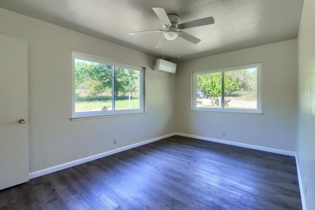 Image 23 of property listing at 4949 Indian Peak, Mariposa, CA 95338