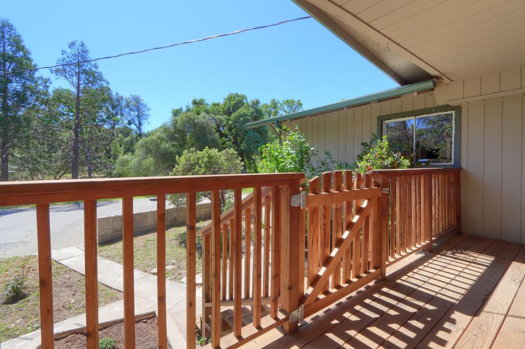 Image 35 of property listing at 4949 Indian Peak, Mariposa, CA 95338