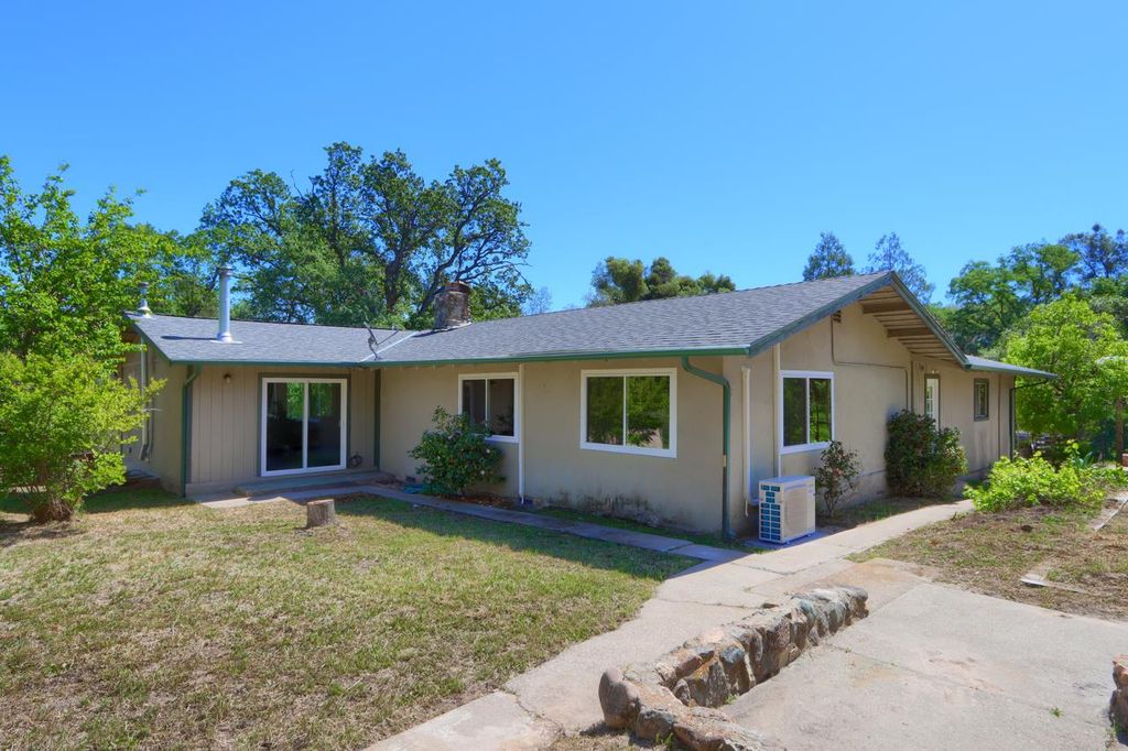 Image 38 of property listing at 4949 Indian Peak, Mariposa, CA 95338
