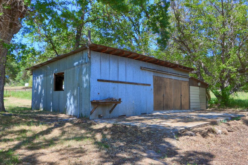Image 43 of property listing at 4949 Indian Peak, Mariposa, CA 95338