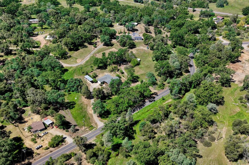 Image 53 of property listing at 4949 Indian Peak, Mariposa, CA 95338