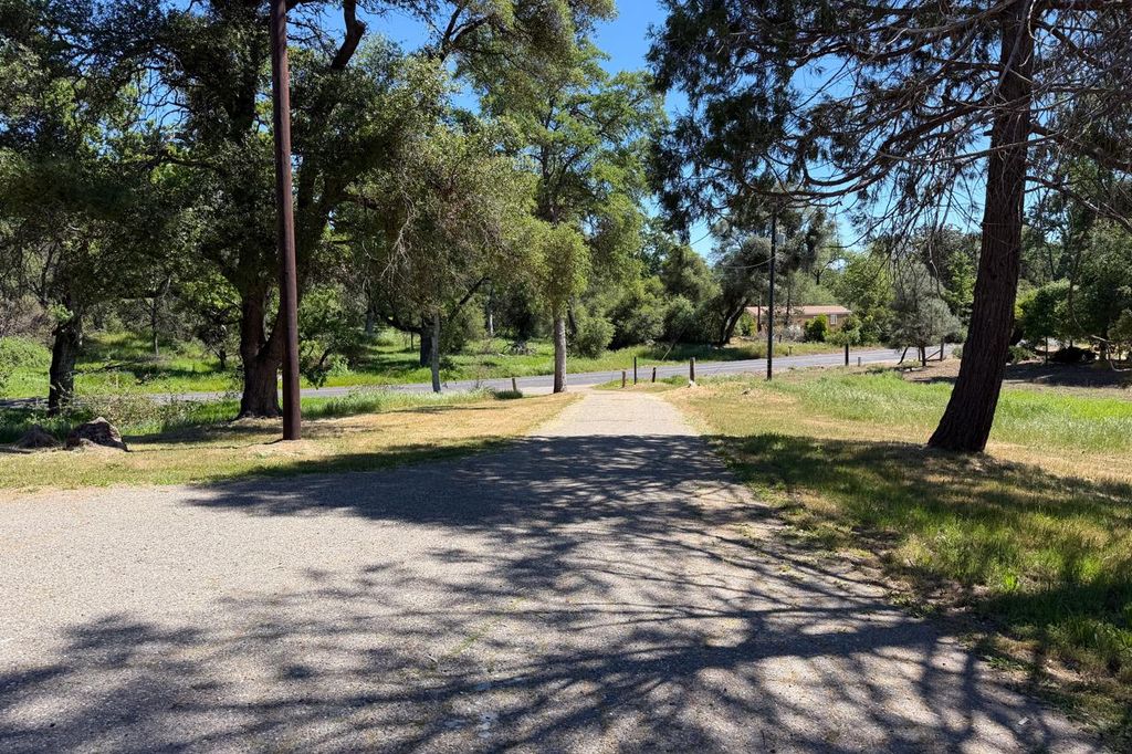 Image 55 of property listing at 4949 Indian Peak, Mariposa, CA 95338