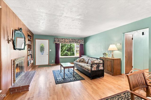 416 Ardmore Avenue, Medford, OR 97504