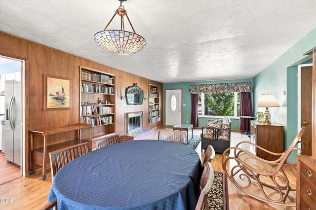 416 Ardmore Avenue, Medford, OR 97504