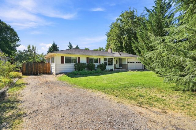 416 Ardmore Avenue, Medford, OR 97504