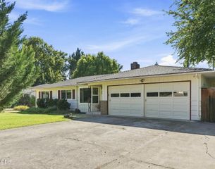 416 Ardmore Avenue, Medford, OR 97504