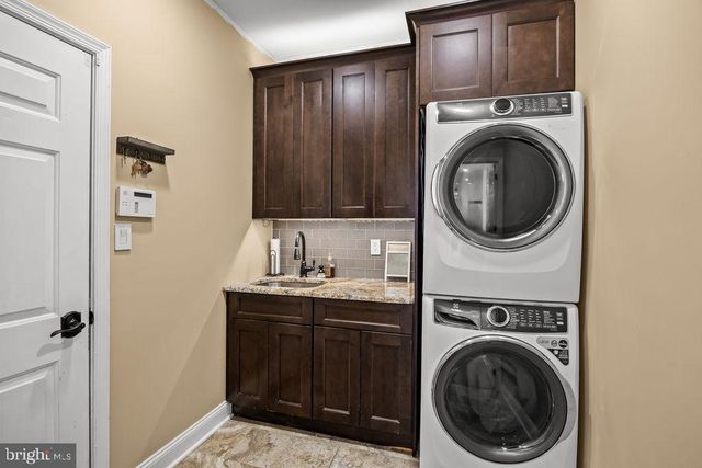 7 WOODYFIELD LN, Delran, NJ 08075