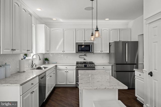 7 WOODYFIELD LN, Delran, NJ 08075