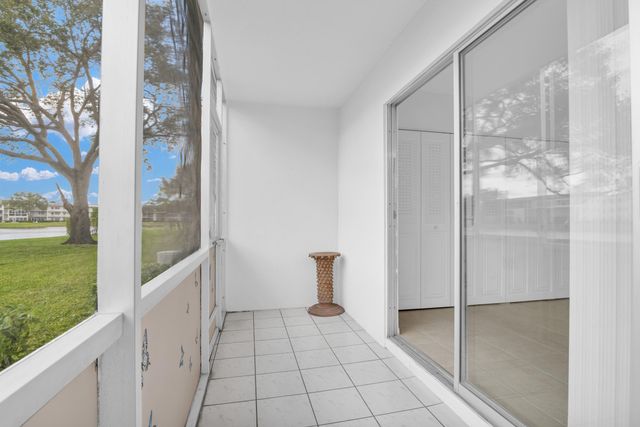 175 Fanshaw E, Boca Raton, FL 33434