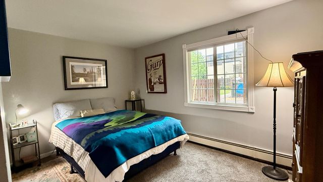 7216 72nd Lane N, Minneapolis, MN 55428
