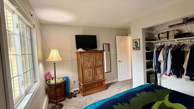 7216 72nd Lane N, Minneapolis, MN 55428