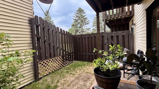 7216 72nd Lane N, Minneapolis, MN 55428