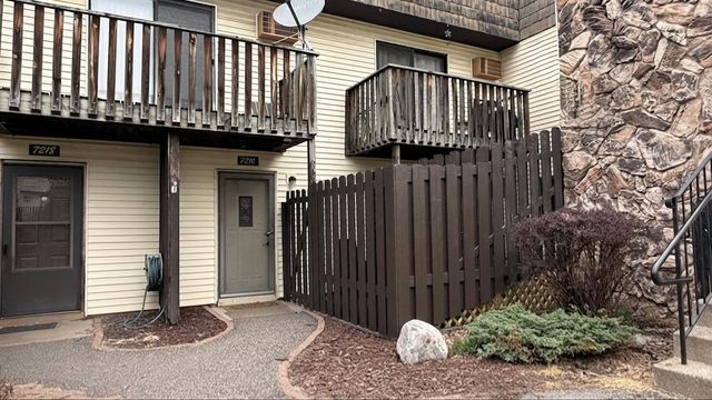 7216 72nd Lane N, Minneapolis, MN 55428