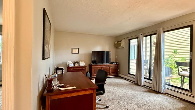 7216 72nd Lane N, Minneapolis, MN 55428
