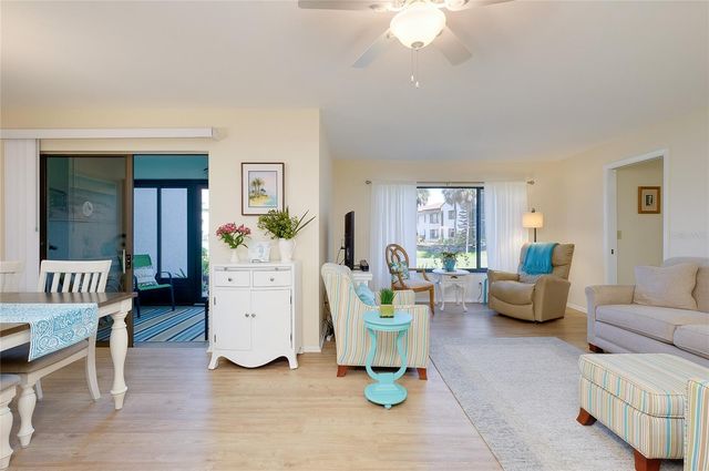 806 CAPRI ISLES BOULEVARD 109, Venice, FL 34292