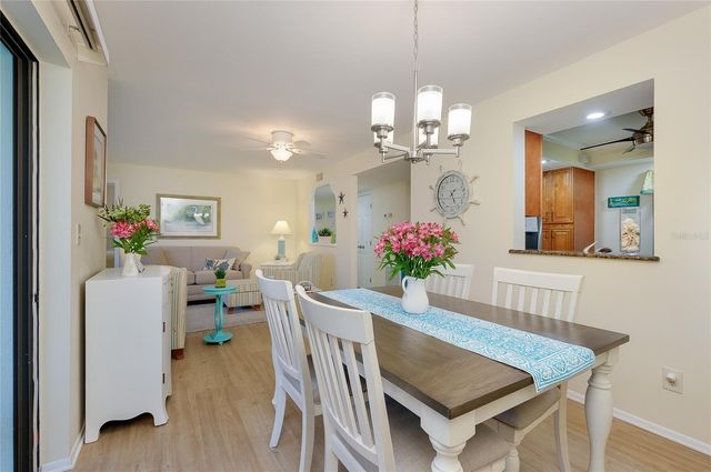 806 CAPRI ISLES BOULEVARD 109, Venice, FL 34292