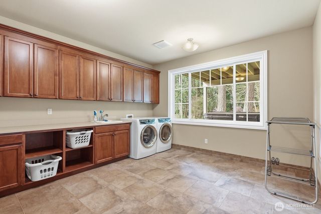 15923 163rd Avenue NE, Woodinville, WA 98072