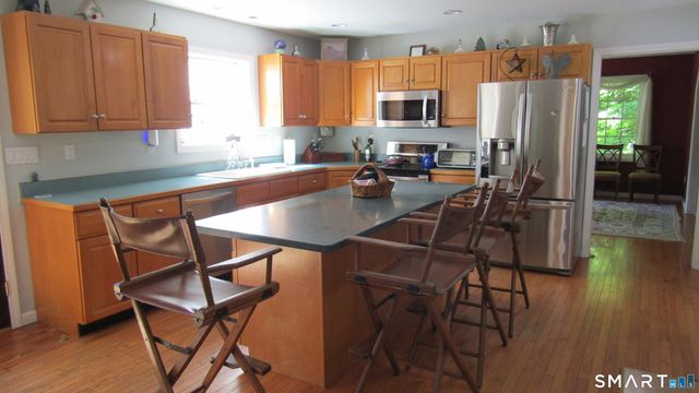 3 O'Keefe Lane, New Hartford, CT 06057