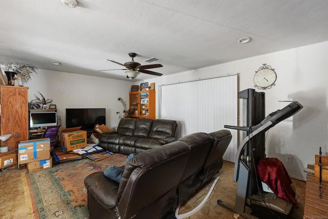 3950 Hellers Bend, Fallbrook, CA 92028