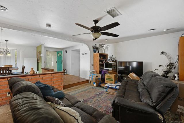 3950 Hellers Bend, Fallbrook, CA 92028