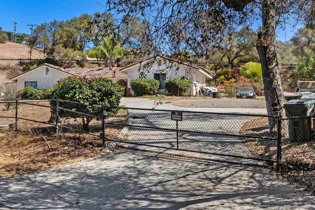 3950 Hellers Bend, Fallbrook, CA 92028