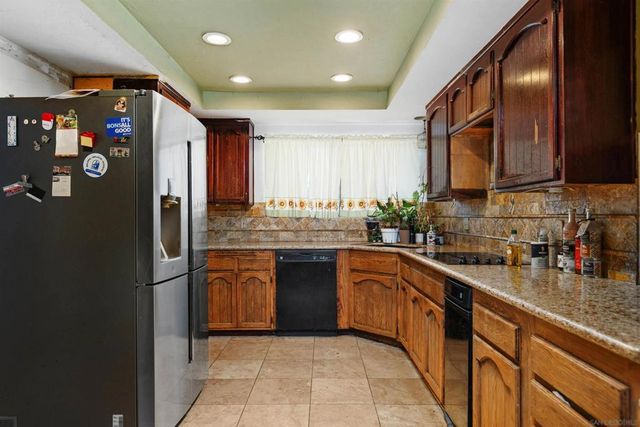 3950 Hellers Bend, Fallbrook, CA 92028