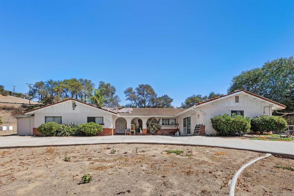 3950 Hellers Bend, Fallbrook, CA 92028